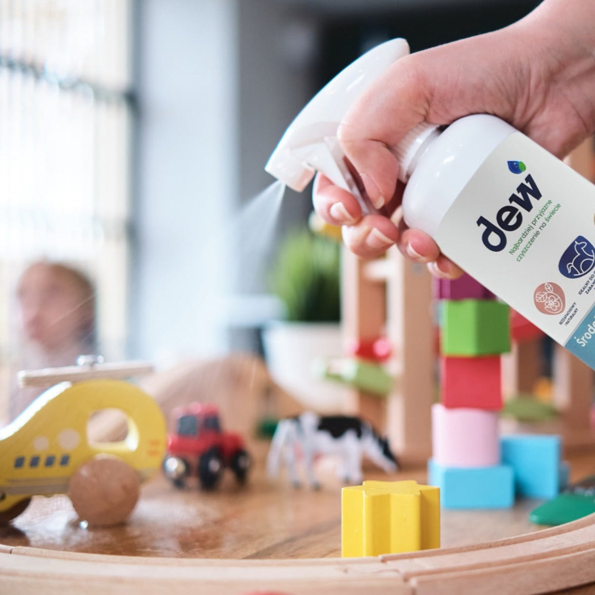 Dew: medida desinfectada para juguetes y otras superficies de cuidado infantil 2.5 L