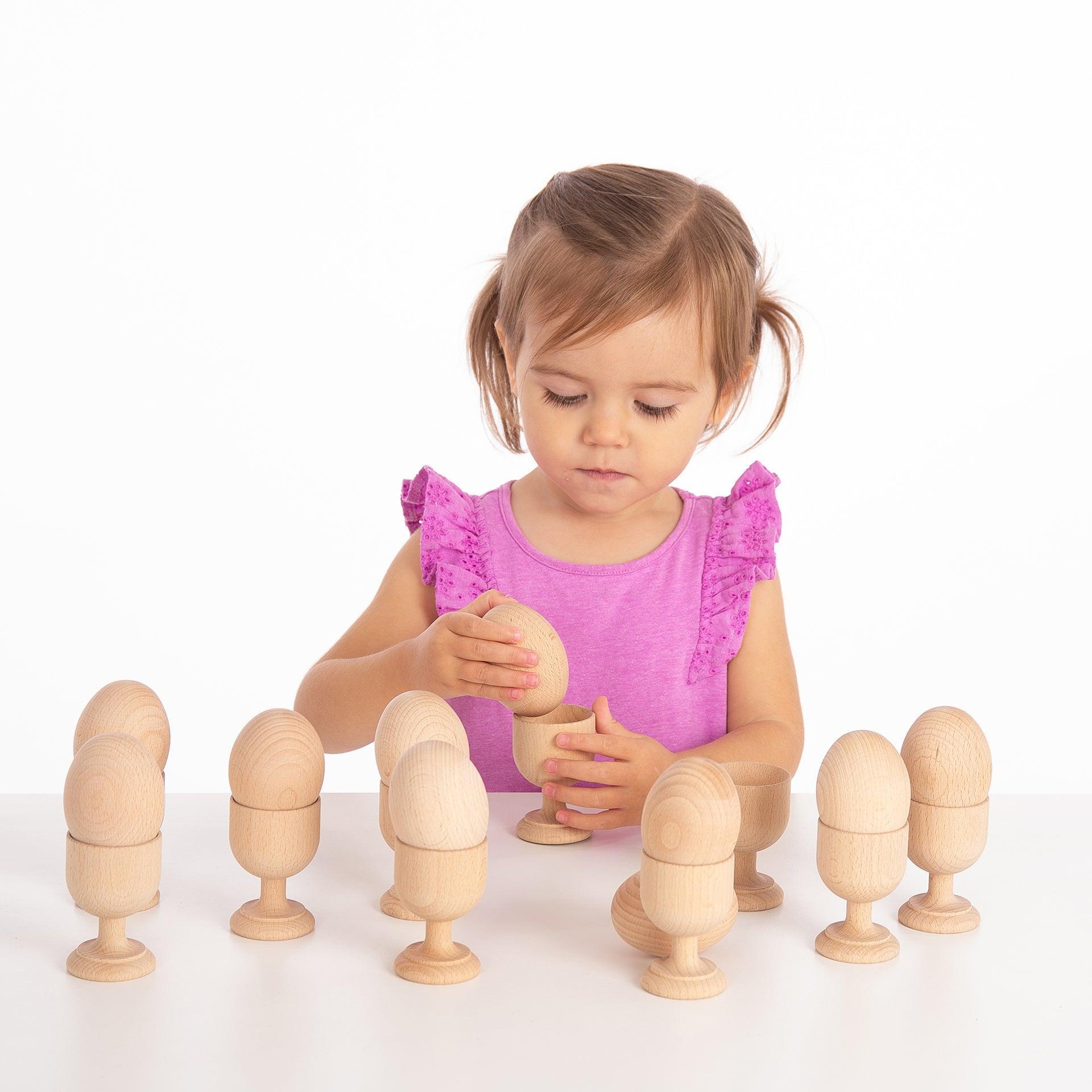 TickiT: podstawki do jajek Natural Wooden Egg Cups 10 el. - Noski Noski