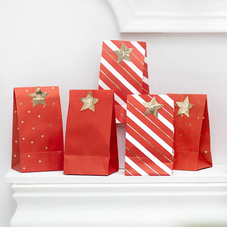 PartyDeco: Red Advent Calendar Bags