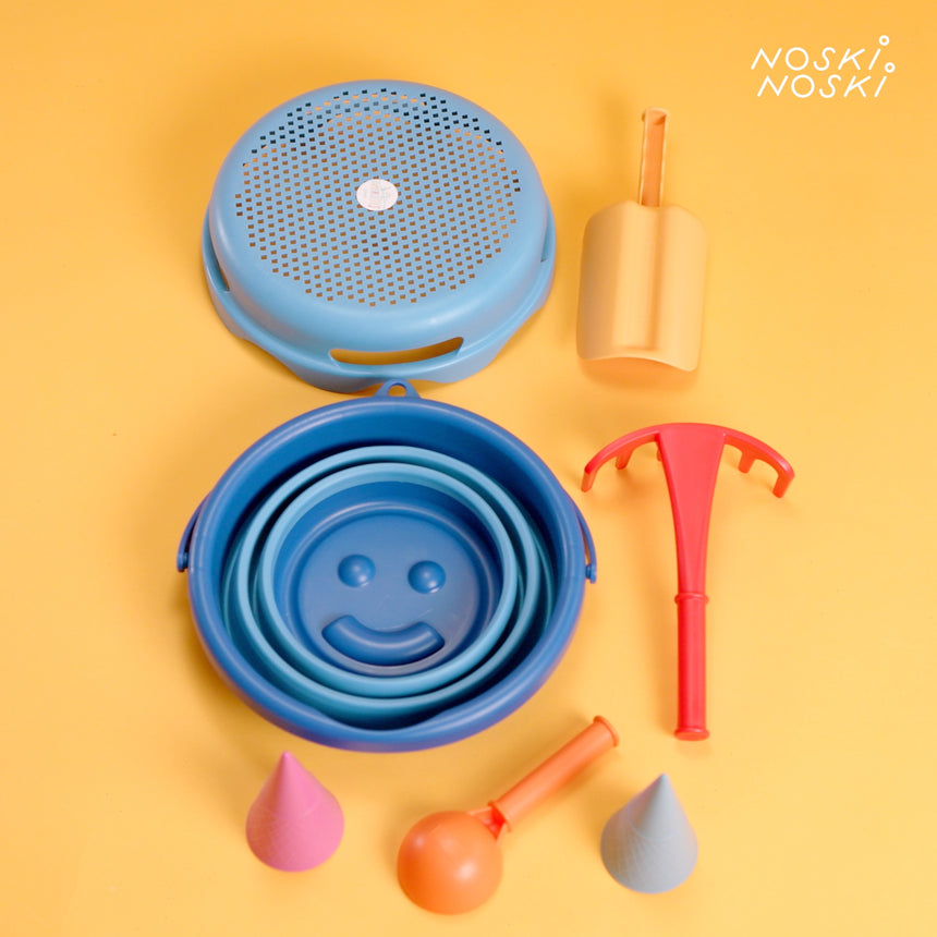 CompacToys: składane wiaderko z zabawkami do piasku 7w1