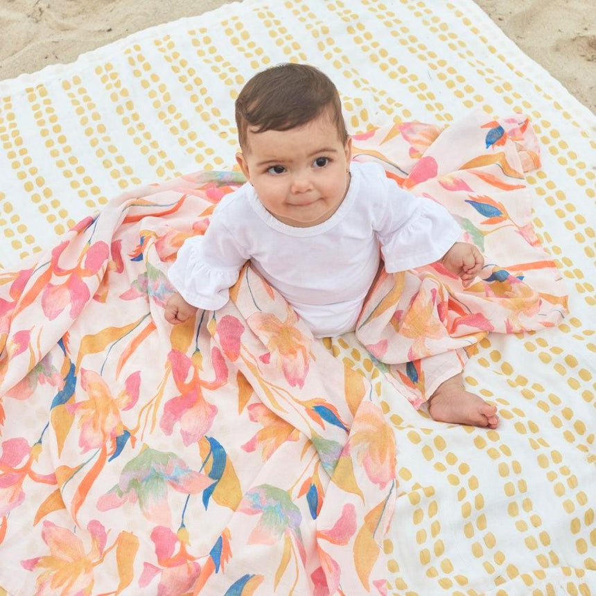 Aden+Anais: bambusowa kołderka w kwiaty Dream Blanket Marine Gardens - Noski Noski