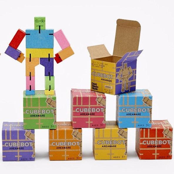 Areaware: drewniany elastyczny robot Cubebot Micro - Noski Noski