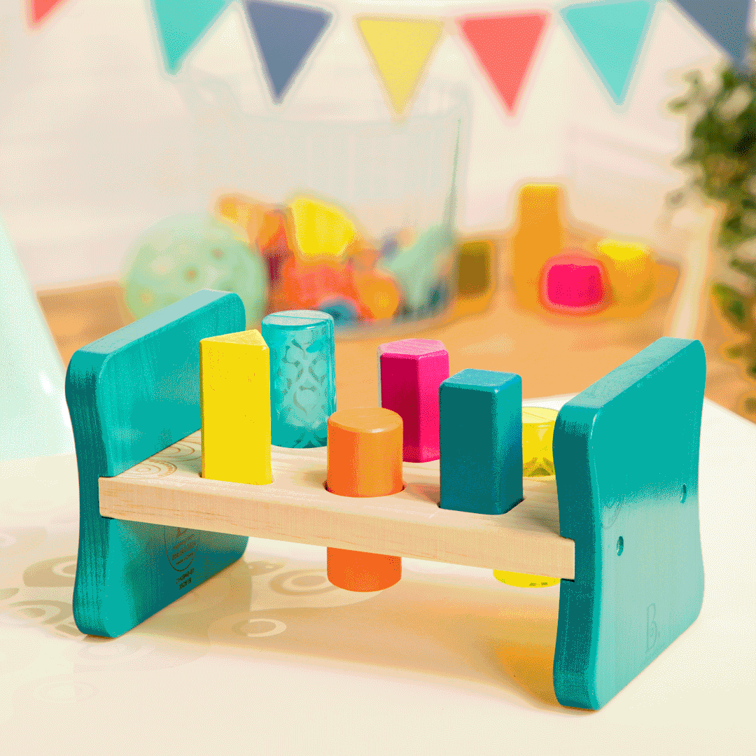 B.Toys: drewniana przebijanka ławeczka Colorful Pound & Play - Noski Noski