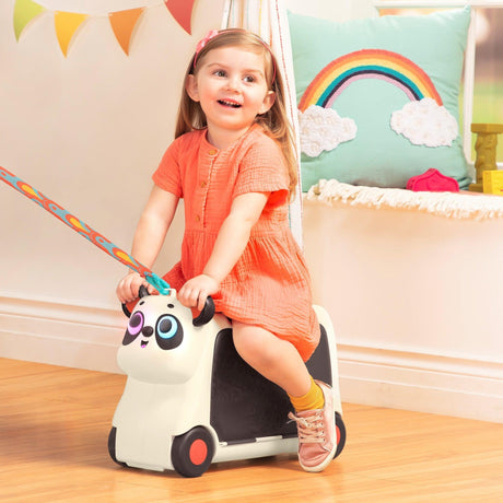 Walizka jeździk B.toys GoGo Ride On panda, idealna walizka dla dzieci do samolotu, łączy funkcjonalność i zabawę.