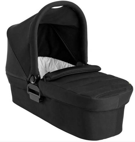 Gondola Baby Jogger City Mini 2 GT2 Elite z pikowanym wnętrzem i budką UV 50+ dla komfortu i bezpieczeństwa dziecka.