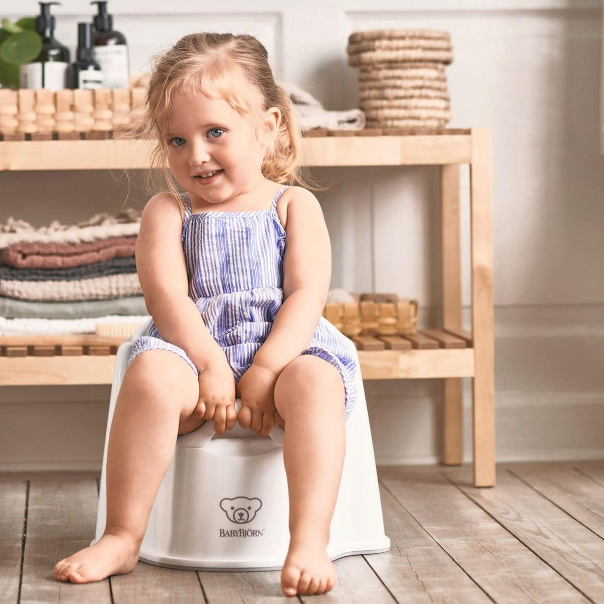 BabyBjorn: nocnik z oparciem Potty Chair - Noski Noski