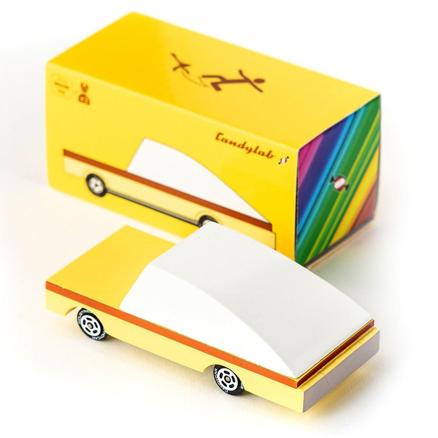 Candylab Toys: drewniane autko Candycar - Noski Noski