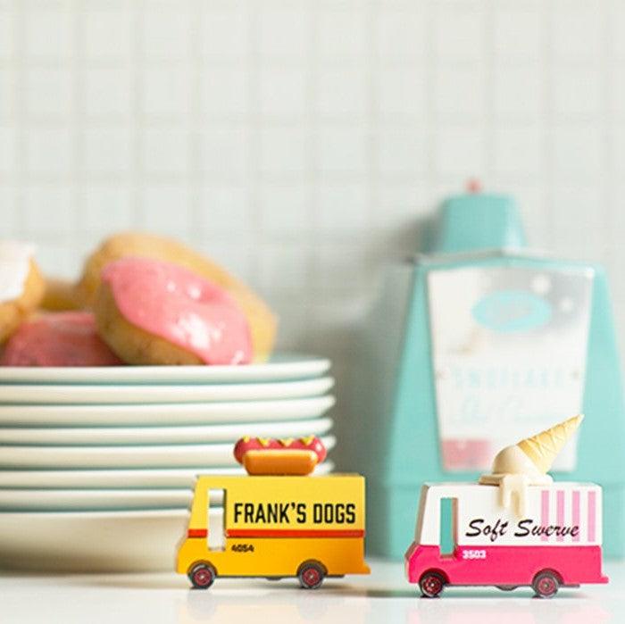 Candylab Toys: drewniany food truck Donut Van - Noski Noski