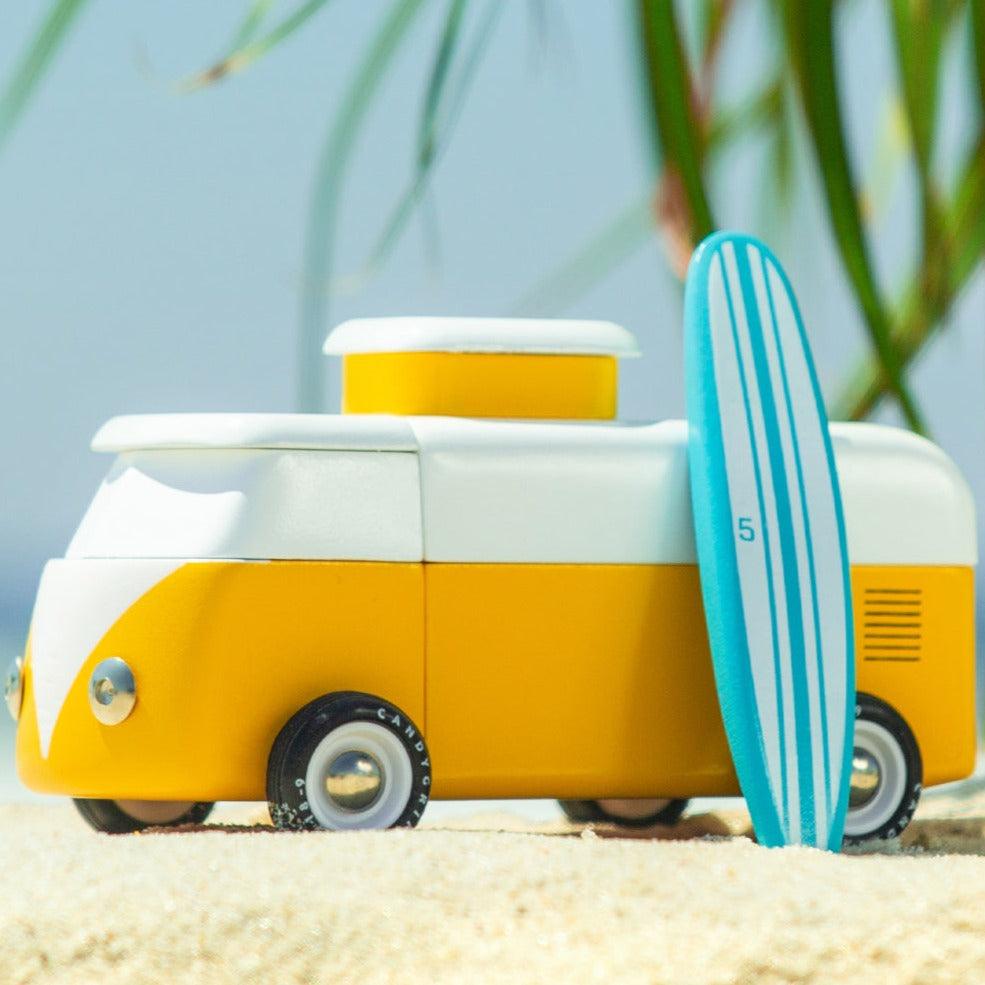 Candylab Toys: drewniany samochód Beach Bus Sunset - Noski Noski