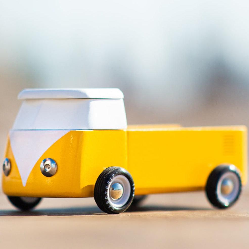 Candylab Toys: drewniany samochód Beach Bus Sunset - Noski Noski