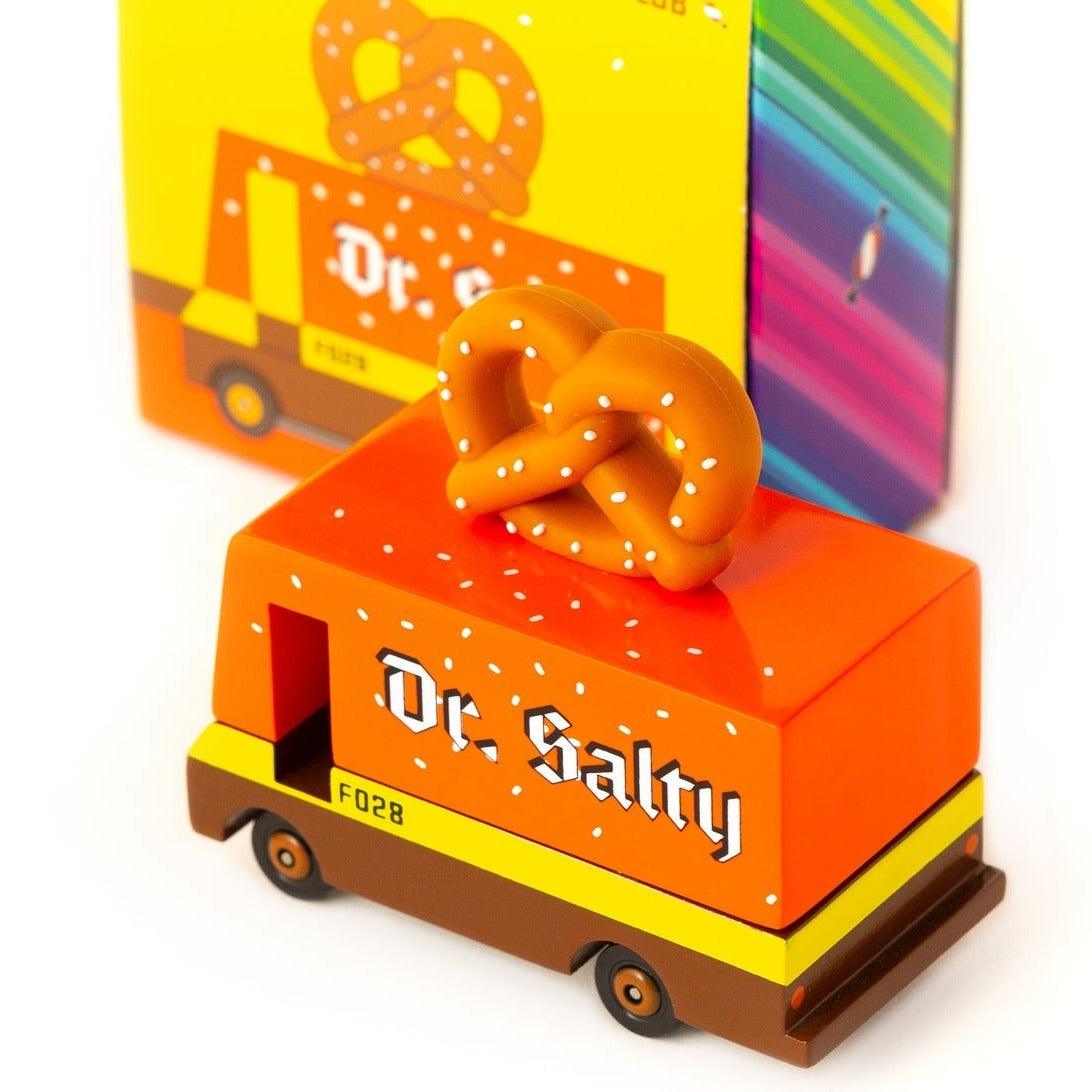 Candylab Toys: drewniany samochód Pretzel Van - Noski Noski