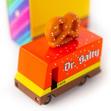 Candylab Toys: drewniany samochód Pretzel Van - Noski Noski