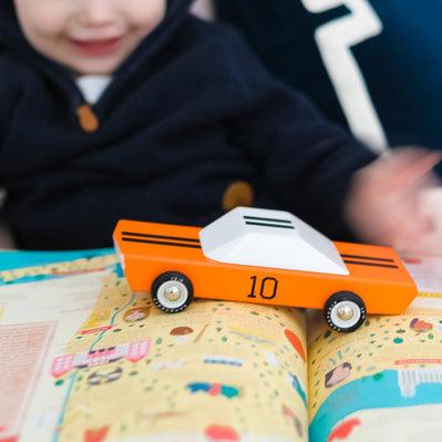 Candylab Toys: drewniany samochód Speed Racer Orange GT 10 - Noski Noski
