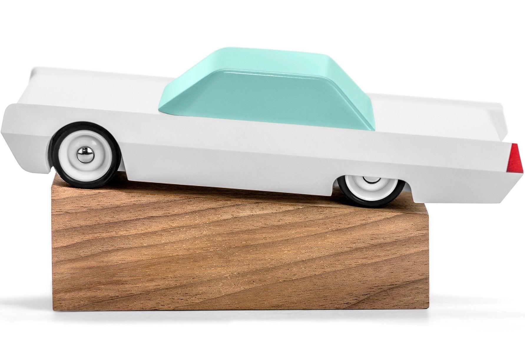 Candylab Toys: drewniany samochód White Beast - Noski Noski