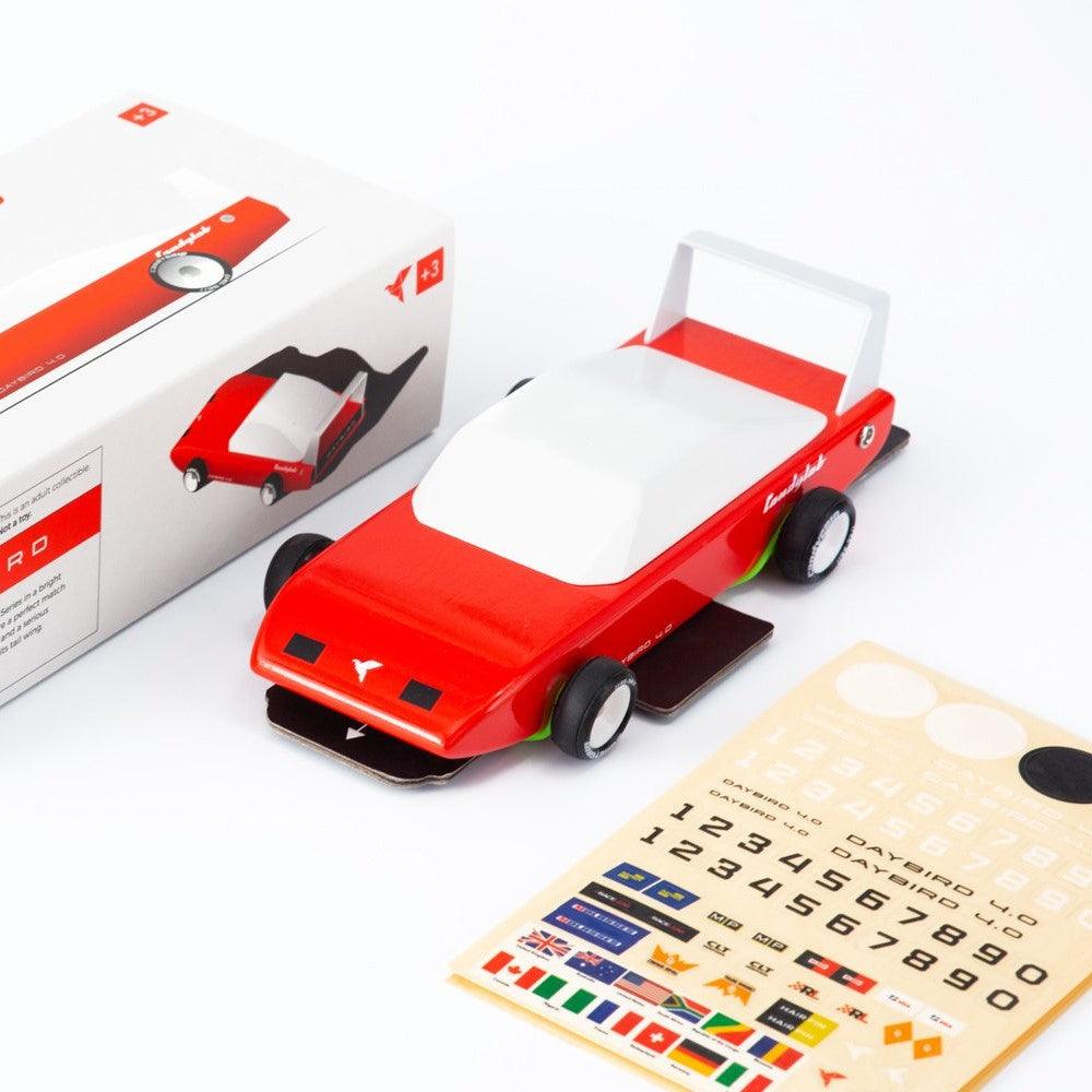 Candylab Toys: drewniany samochód wyścigowy Daybird Red - Noski Noski