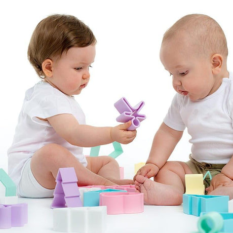 Silikonowa zabawka sensoryczna Dena Kid House w pastelowych kolorach, edukacyjna do kreatywnej zabawy dla dzieci.
