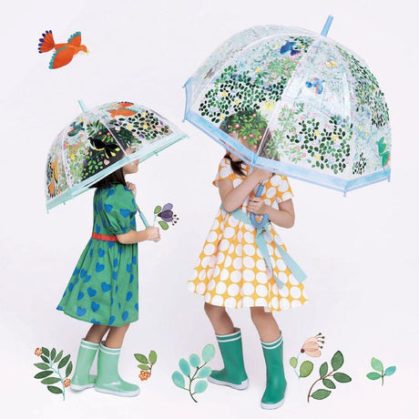 Przezroczysta parasolka Djeco Little Big Room z pięknymi ilustracjami, duża i wytrzymała idealna na deszczowe dni.