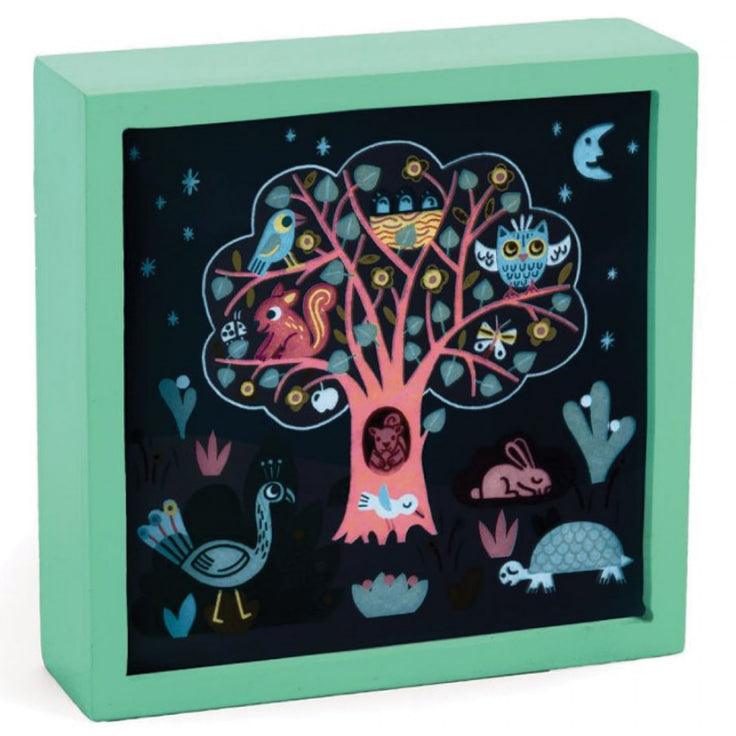 Djeco: magiczna lampka nocna Enchanted Tree - Noski Noski