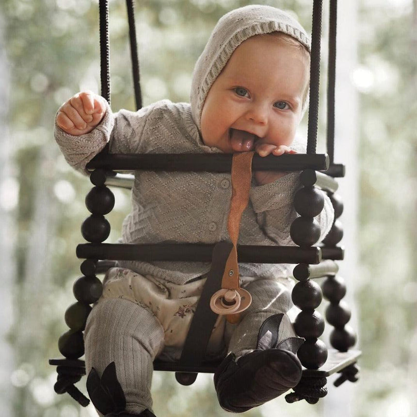 Done by Deer: drewniana huśtawka Wooden Swing - Noski Noski