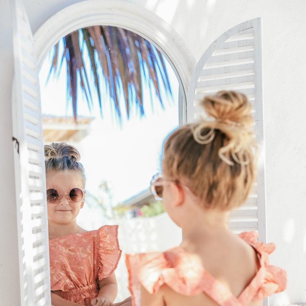 Elle Porte: okulary przeciwsłoneczne muszelki Shelly 3-10 lat - Noski Noski