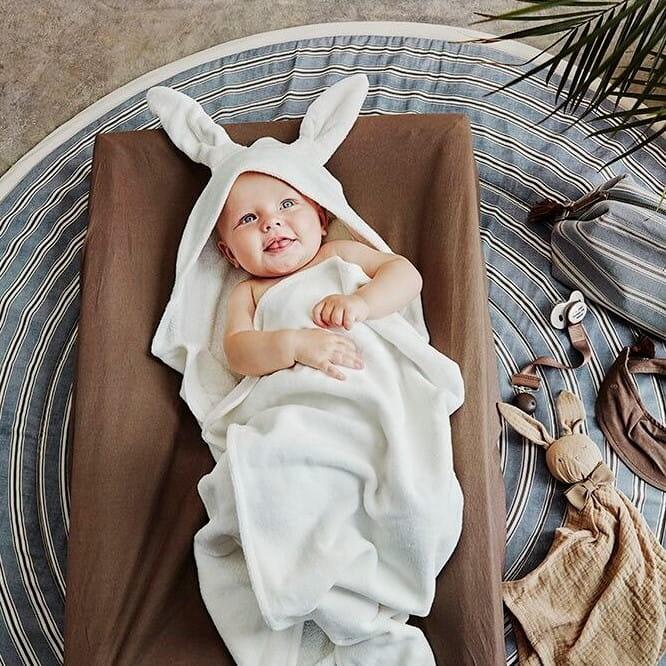 Elodie Details: ręcznik z kapturkiem króliczek Bunny - Noski Noski