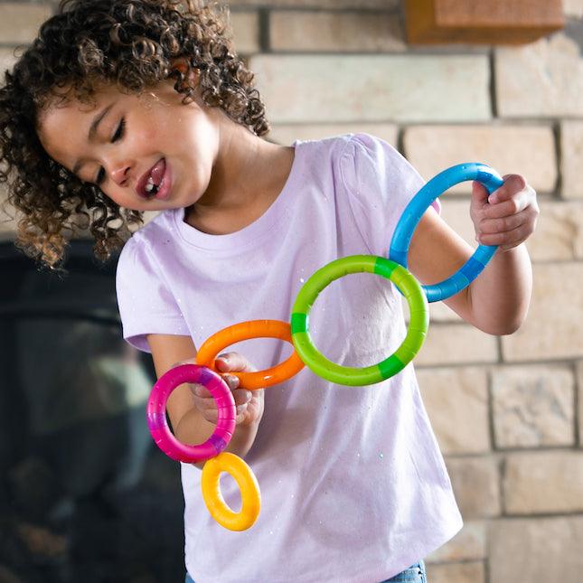 Fat Brain Toys: magnetyczne sprytne kółka Tinker Rings - Noski Noski