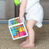 Fat Brain Toys: sorter elastyczna kostka sensoryczna InnyBin - Noski Noski