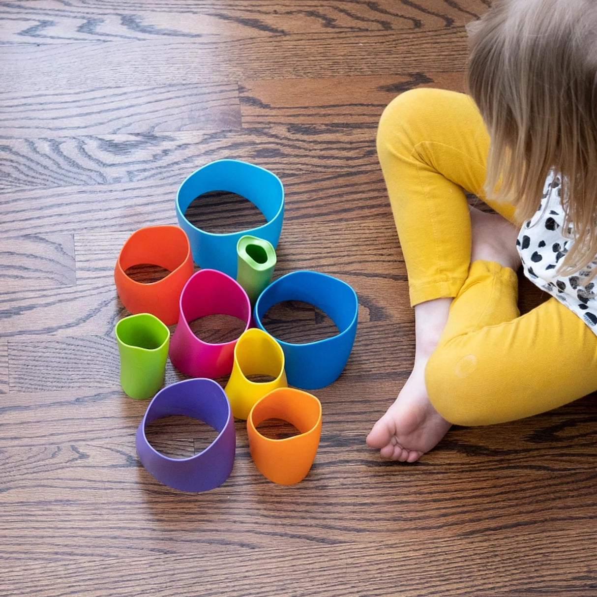 Fat Brain Toys: zakręcona wieża SpiroKu - Noski Noski