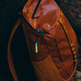 Gear Aid: świecący breloczek Ni-Glo - Noski Noski