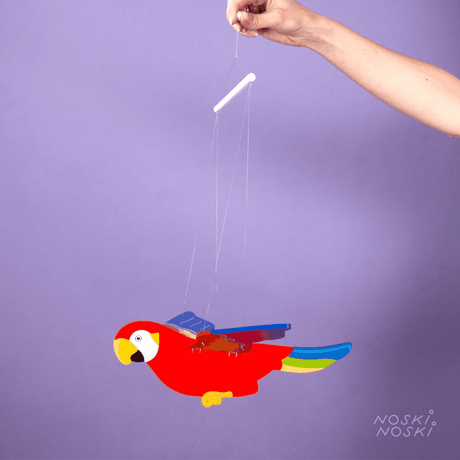 Goki: latająca papuga do zawieszenia - Noski Noski