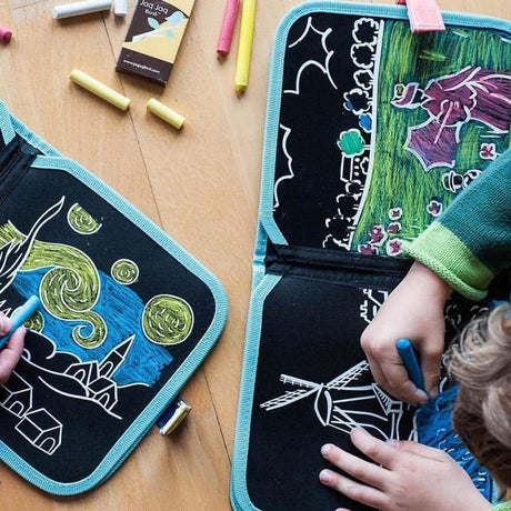 Jaq Jaq Bird: kolorowanka z kredą Color It & Go Book - Noski Noski