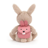 Jellycat: przytulanka króliczek z plecakiem Backpack Bunny 24 cm - Noski Noski