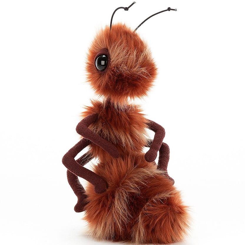 Jellycat: przytulanka mrówka Bodacious Bug Red Ant 27 cm - Noski Noski