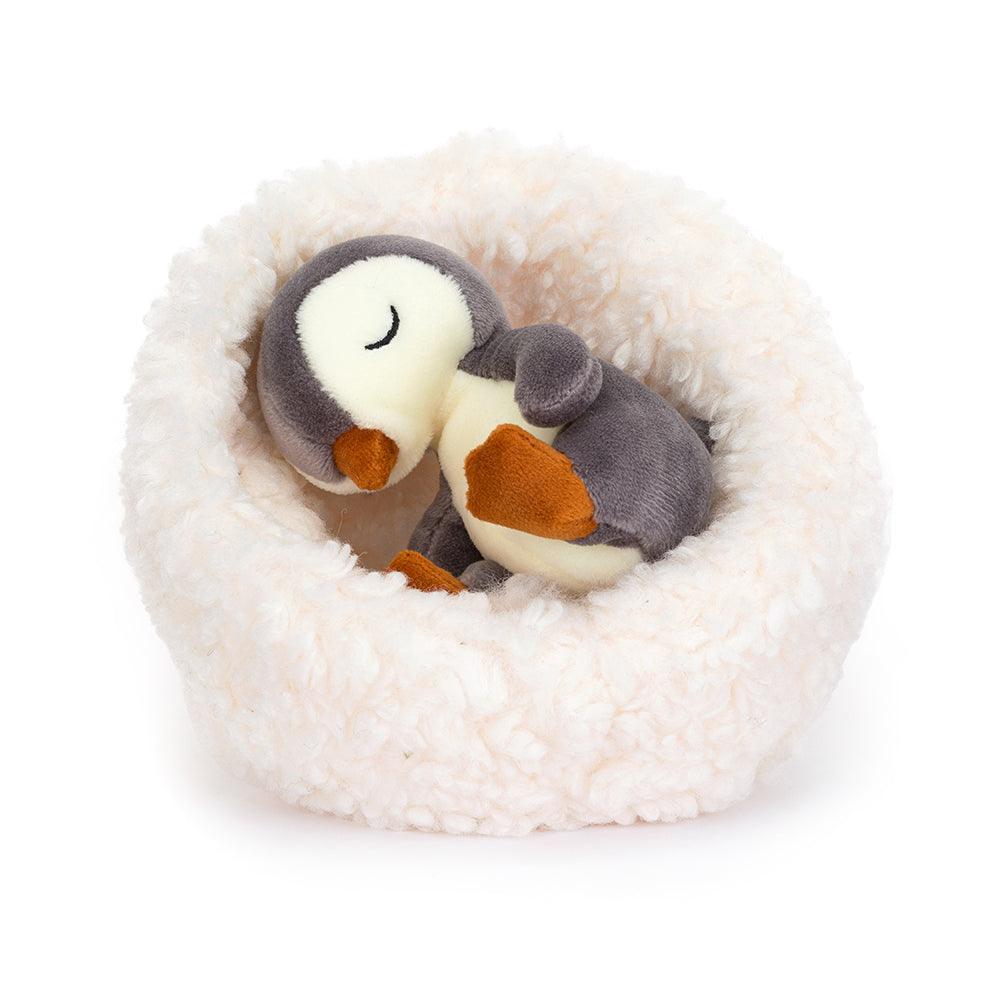 Jellycat: przytulanka śpiący pingwinek w gniazdku Hibernating Penguin 13 cm - Noski Noski