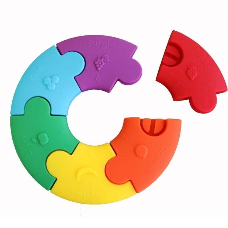 Jellystone Designs: silikonowe tęczowe puzzle Colour Wheel - Noski Noski