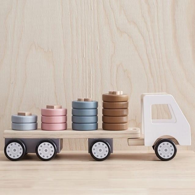 Kid's Concept: drewniana ciężarówka z klockami Aiden - Noski Noski