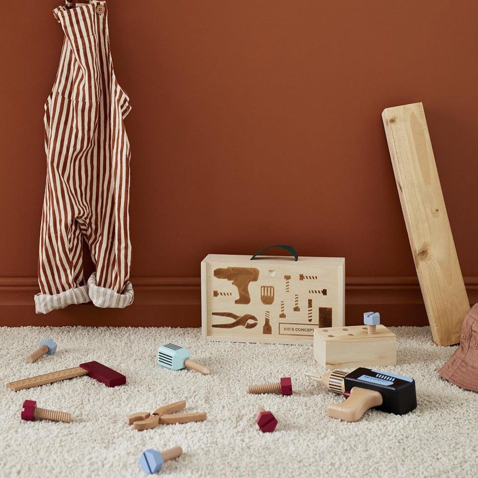 Kid's Concept: drewniane narzędzia w walizce Kid's Hub - Noski Noski