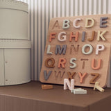Kid's Concept: drewniane puzzle Alfabet NEO - Noski Noski