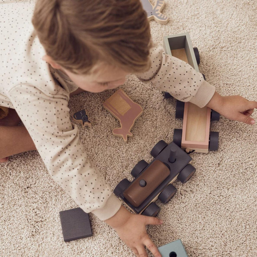 Kid's Concept: drewniany pociąg ze zwierzątkami Edvin - Noski Noski