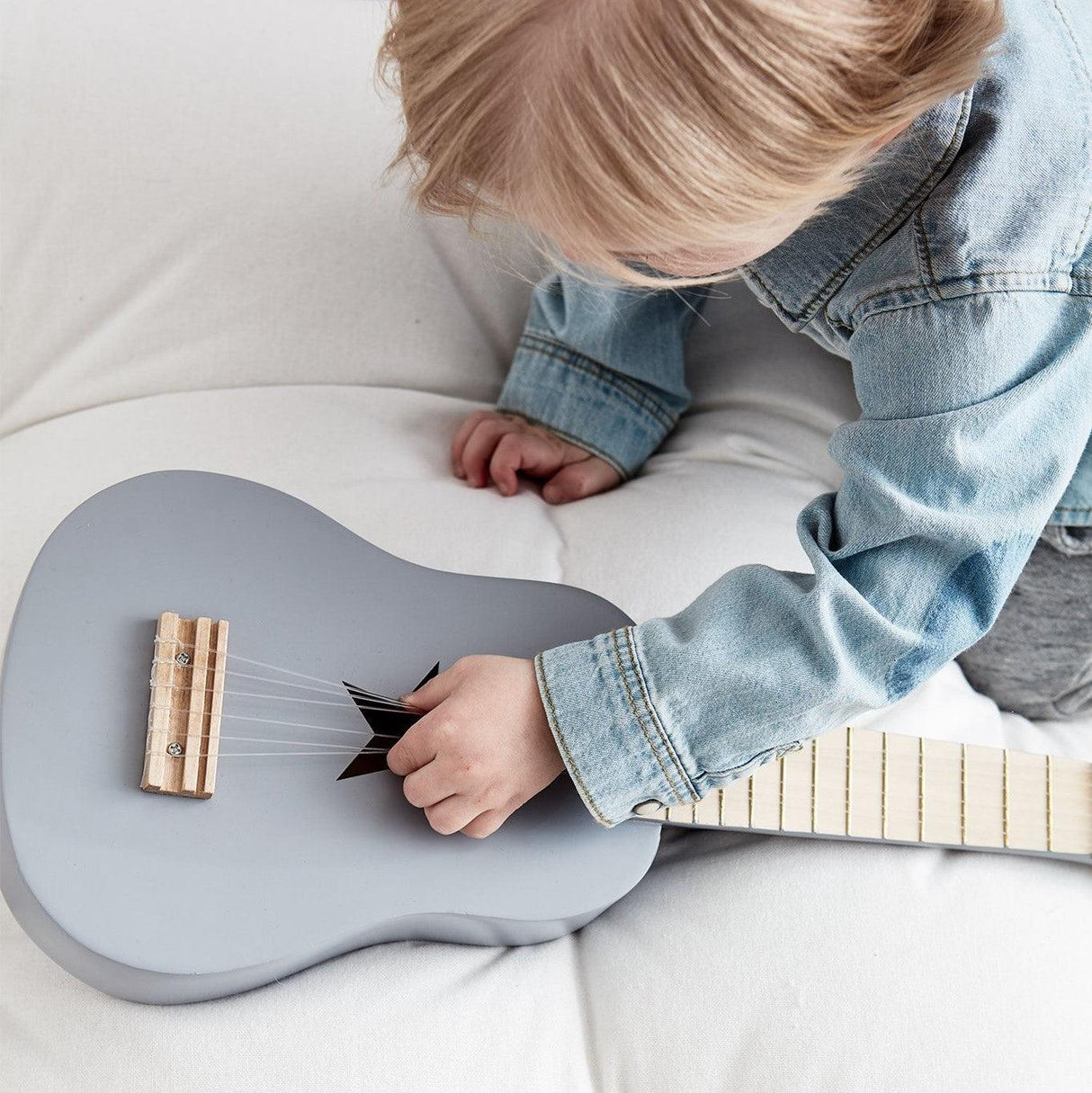 Kid's Concept: gitara dla dzieci Mini Guitar - Noski Noski