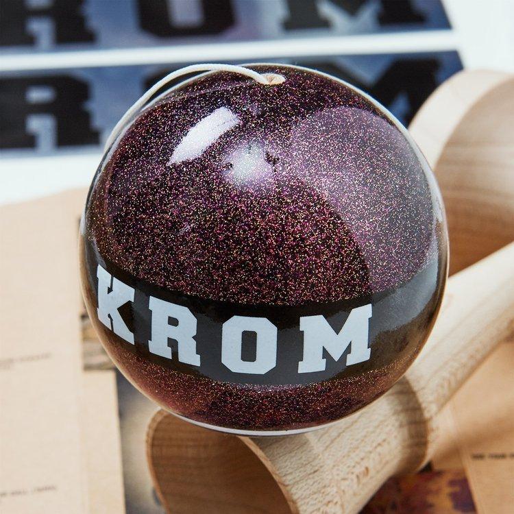 Krom: kendama Strogo 1% - Noski Noski