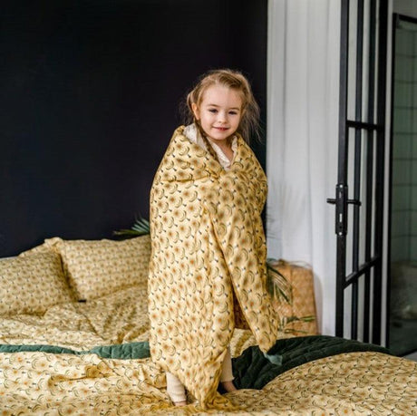 Kołderka do łóżeczka La Millou, bambusowa, antyalergiczna, zapewnia komfortowy sen, chłodzi latem, grzeje zimą.