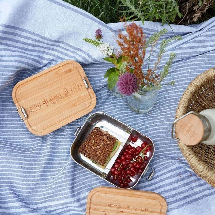 Lassig: lunchbox ze stali nierdzewnej z bambusową pokrywką Garden Explorer - Noski Noski