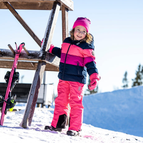 Różowa kurtka narciarska dla dziewczynek Lego Wear Jipe 705, wodoodporna, wiatroszczelna i oddychająca.