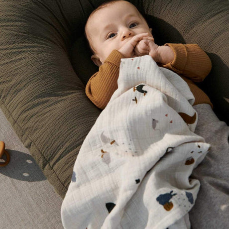 Liewood: otulacz muślinowy Ben Muslin Swaddle Print - Noski Noski