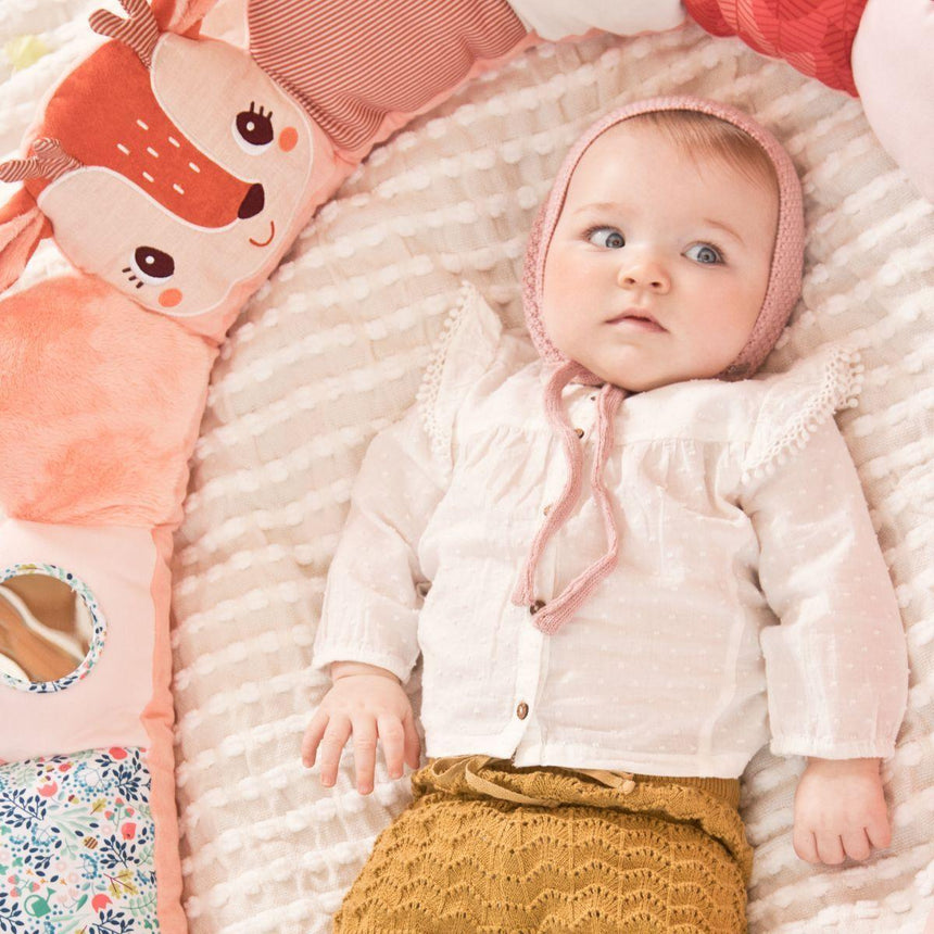 Lilliputiens: aktywizujący ochraniacz do łóżeczka Sarenka Stella - Noski Noski