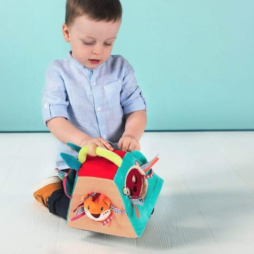 Lilliputiens: piramida aktywnościowa Nosorożec Marius - Noski Noski