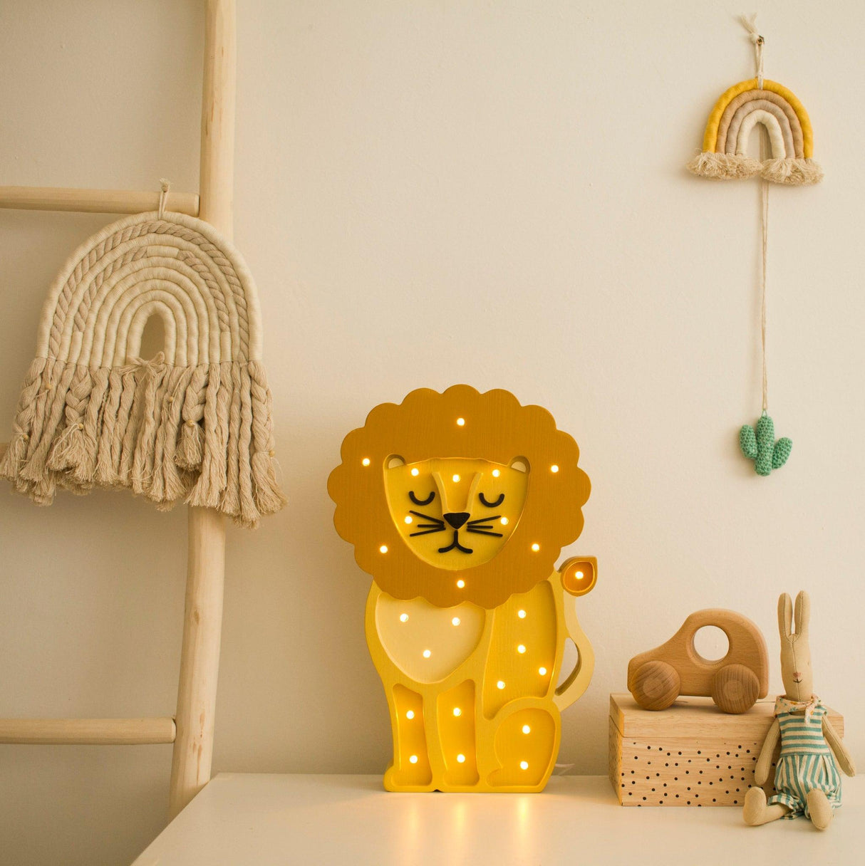 Little Lights: lampa lew Lion - Noski Noski