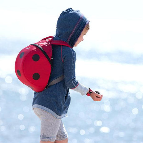 Plecak turystyczny Littlelife Biedronka 6L dla 3-latka, z regulowanymi pasami, idealny dla starszych przedszkolaków.