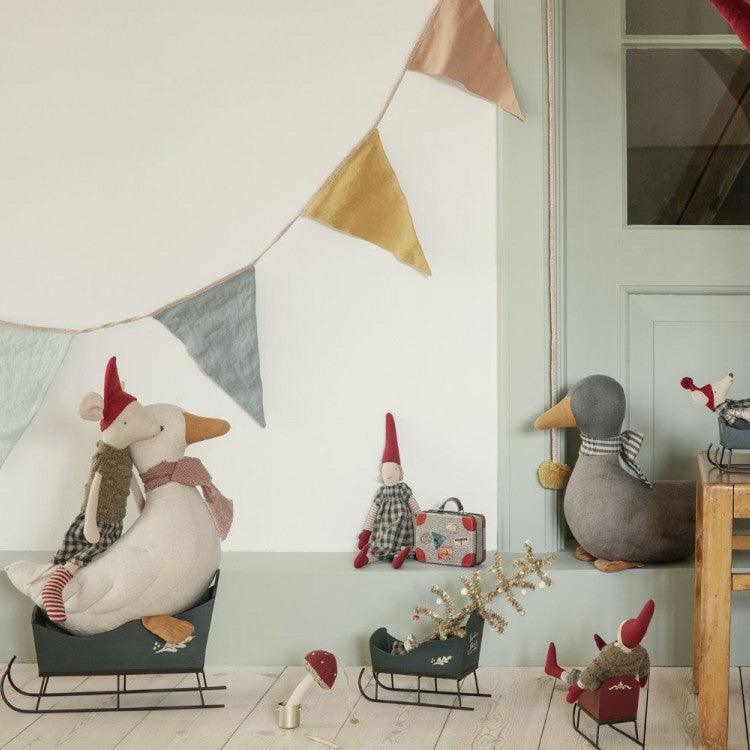 Maileg: dekoracja bożonarodzeniowa sanie dla myszki Sleigh - Noski Noski